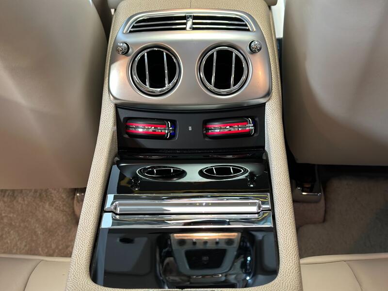 ROLLS-ROYCE WRAITH