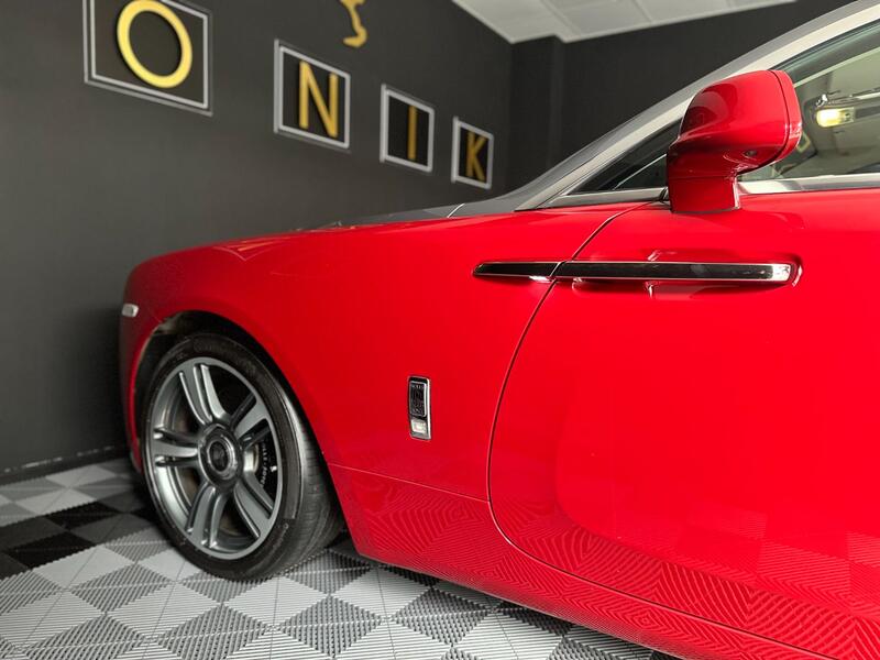 ROLLS-ROYCE WRAITH