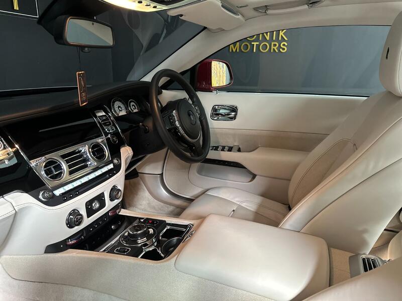 ROLLS-ROYCE WRAITH