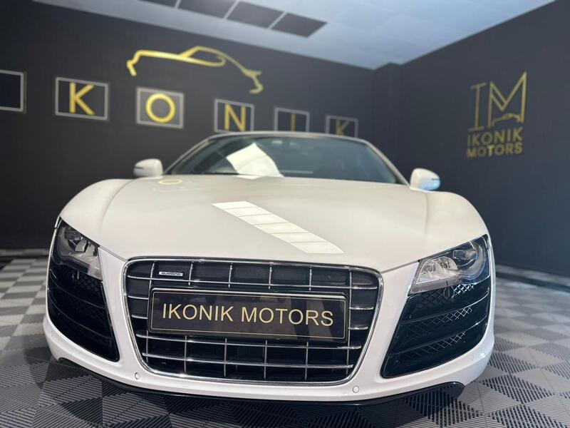 AUDI R8