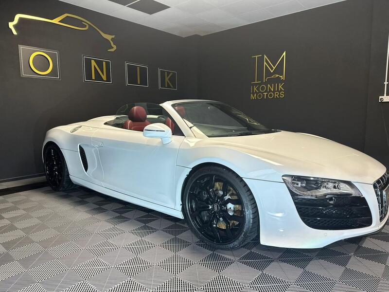 AUDI R8