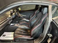 FERRARI 458