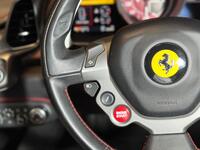 FERRARI 458