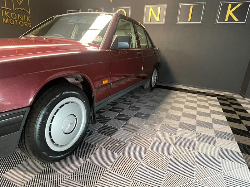 MERCEDES-BENZ 190