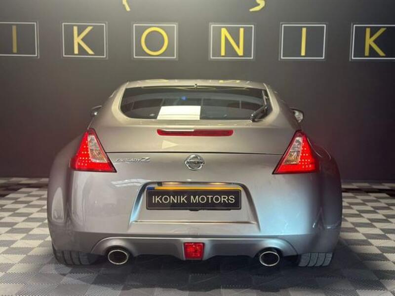 NISSAN 370Z
