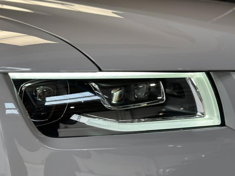 ROLLS-ROYCE GHOST