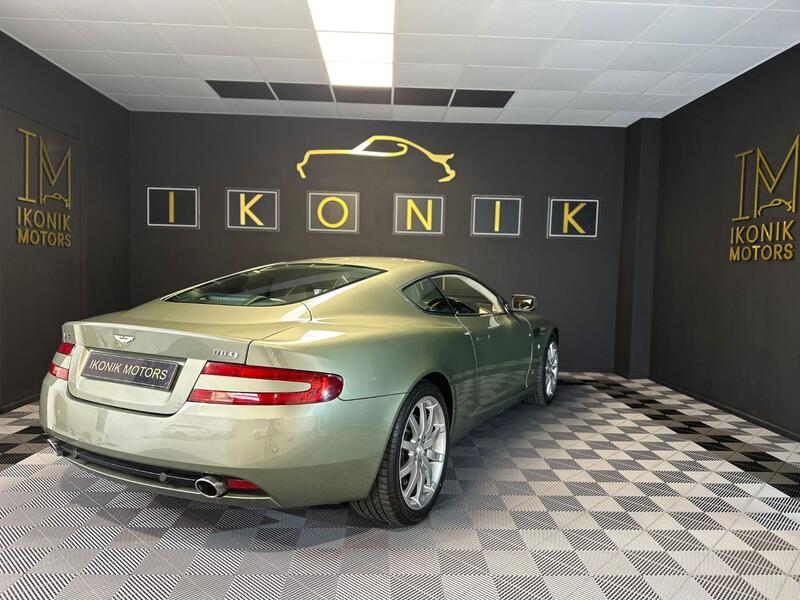 ASTON MARTIN DB9