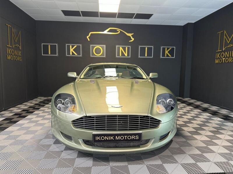 ASTON MARTIN DB9