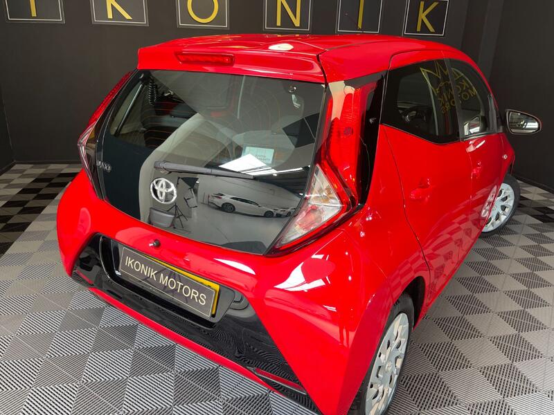 TOYOTA AYGO