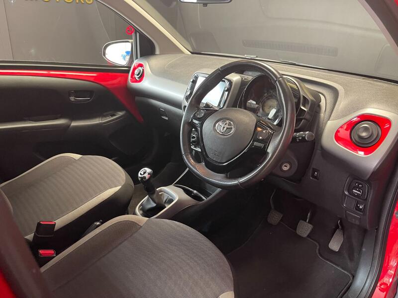 TOYOTA AYGO