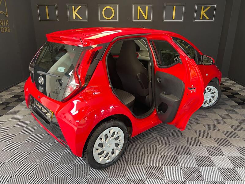 TOYOTA AYGO