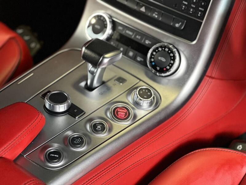 MERCEDES-BENZ SLS