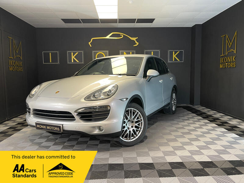 PORSCHE CAYENNE