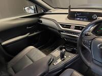 LEXUS UX 250H