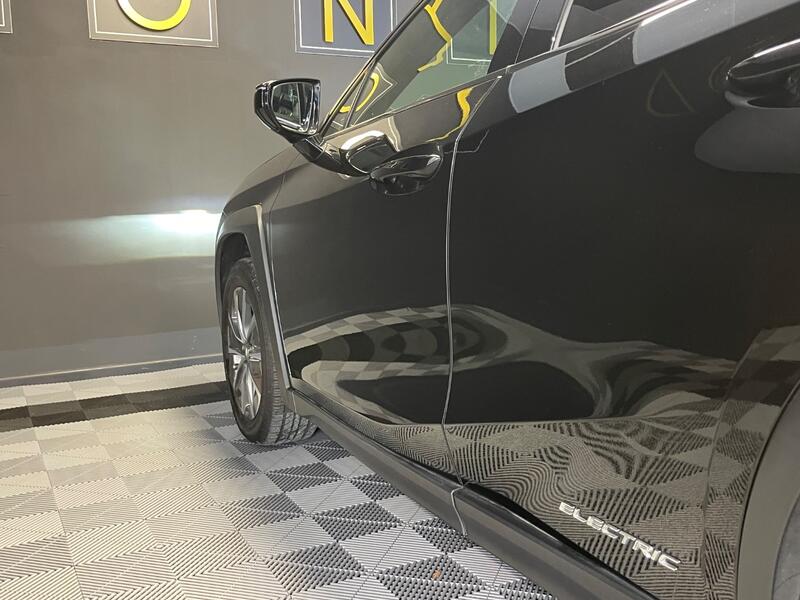 LEXUS UX 250H