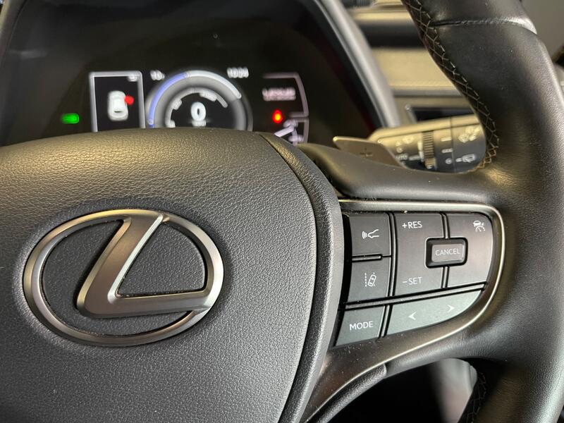 LEXUS UX 250H
