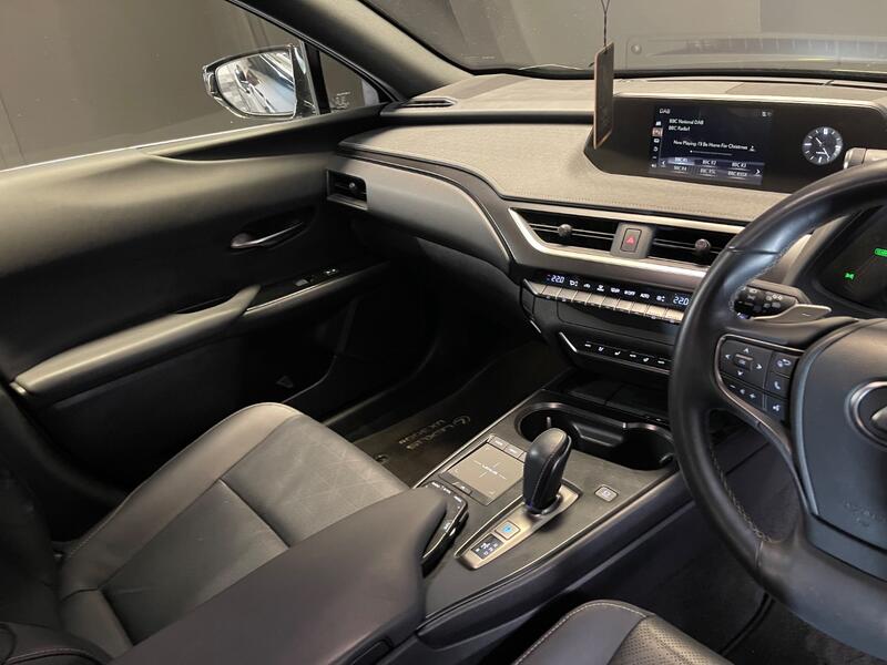 LEXUS UX 250H
