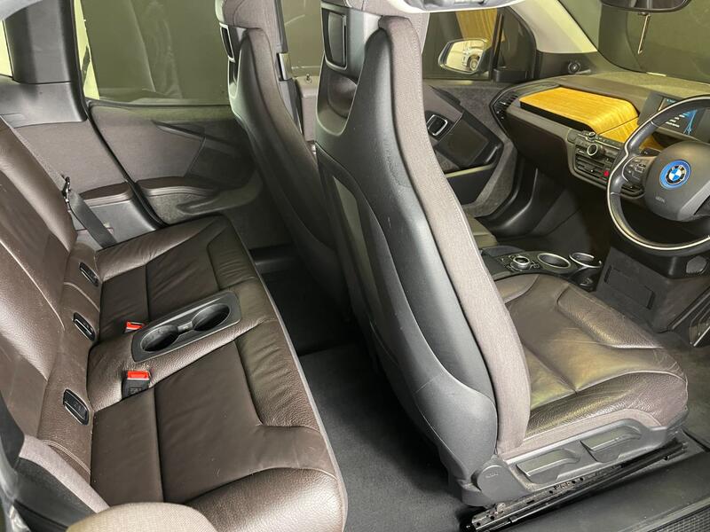 BMW I3