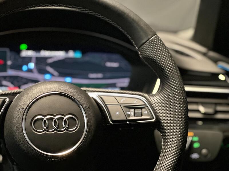 AUDI A4 AVANT