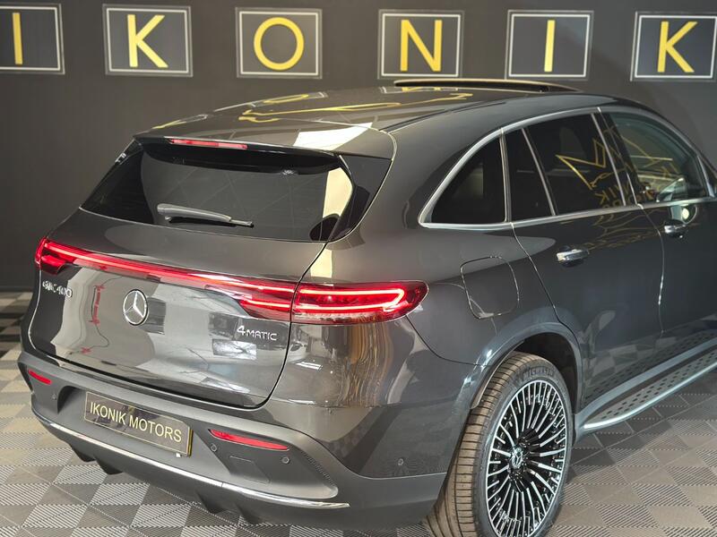 MERCEDES-BENZ EQC