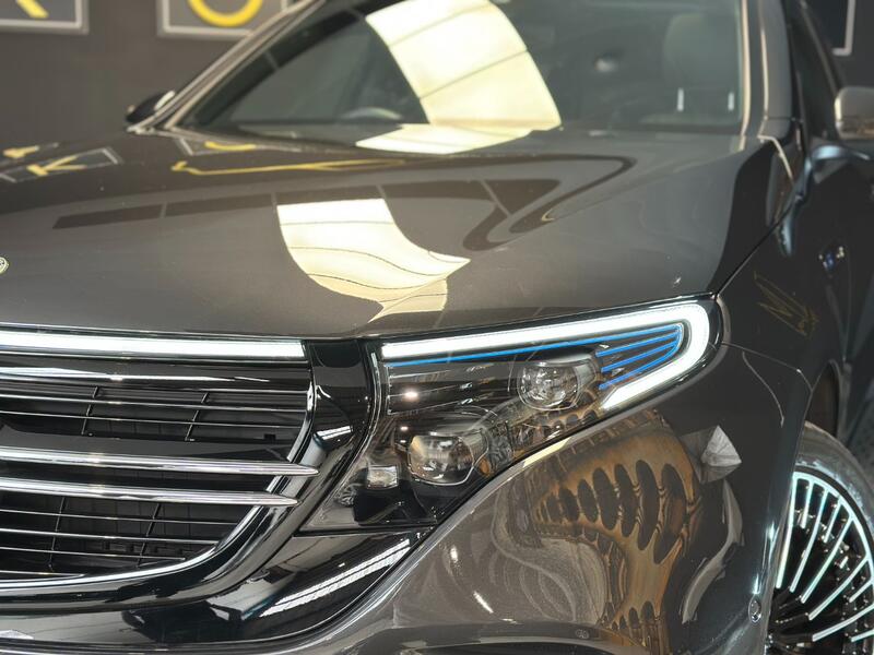 MERCEDES-BENZ EQC