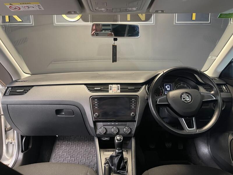 SKODA OCTAVIA