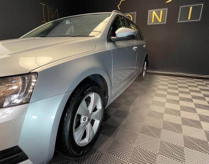 SKODA OCTAVIA