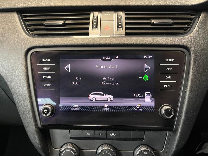 SKODA OCTAVIA