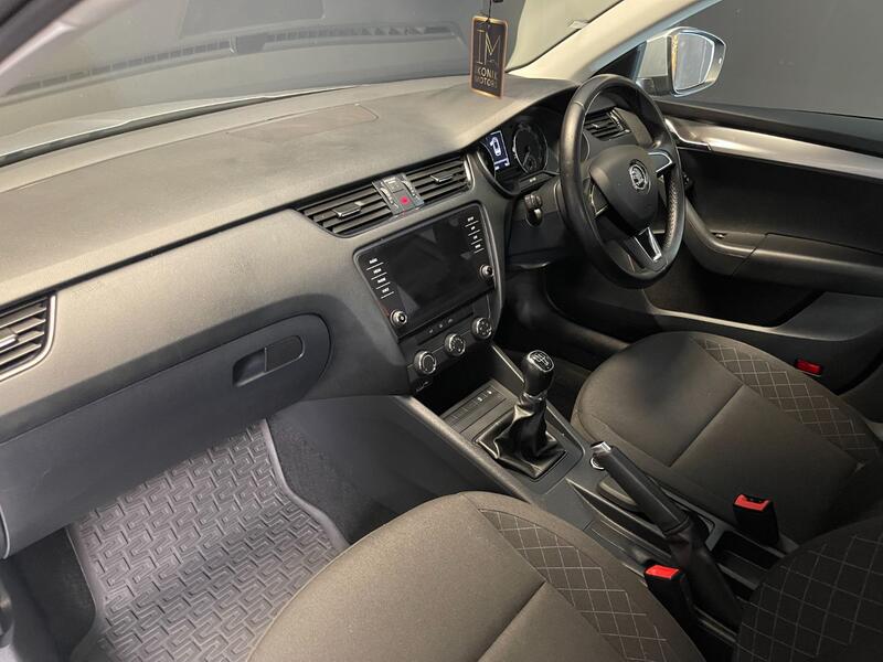 SKODA OCTAVIA