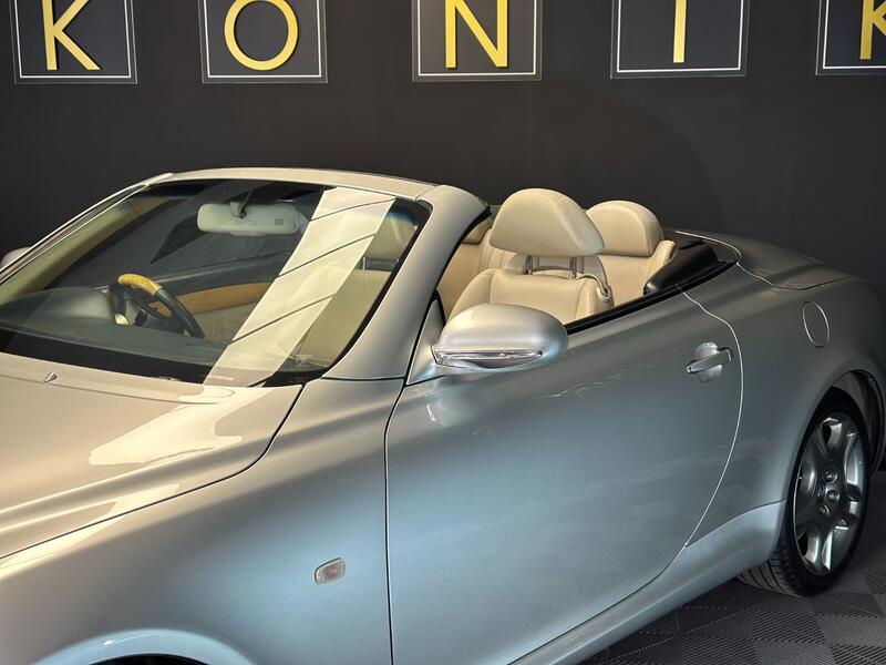 LEXUS SC 430