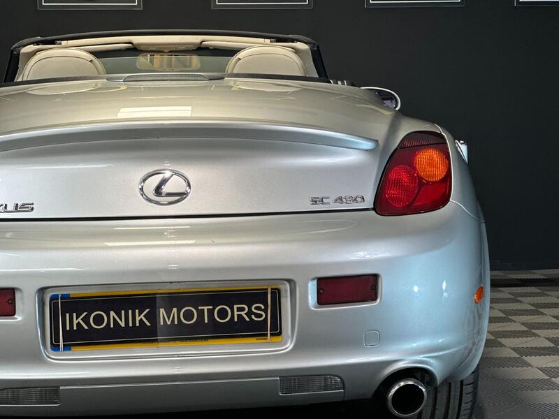 LEXUS SC 430