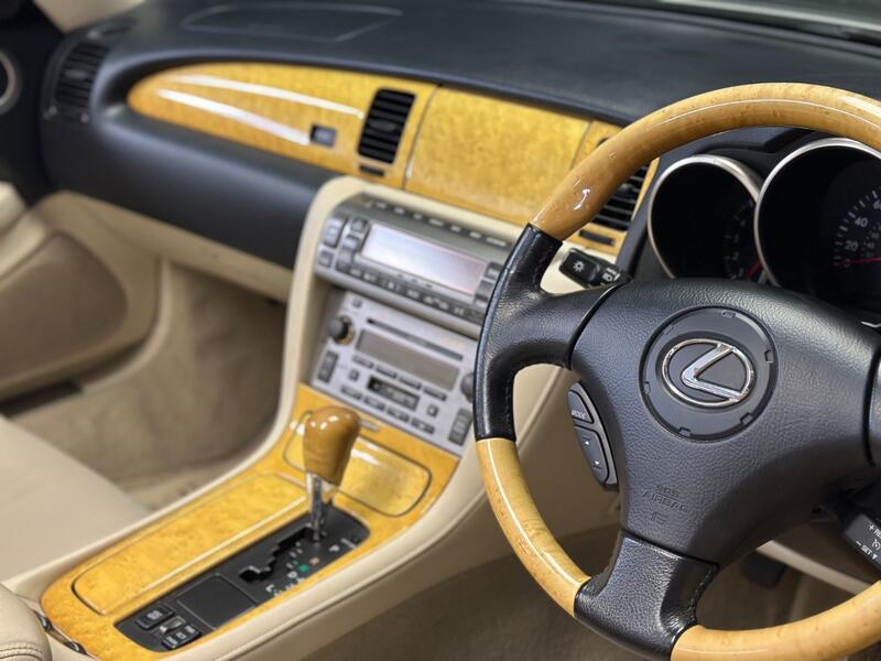 LEXUS SC 430